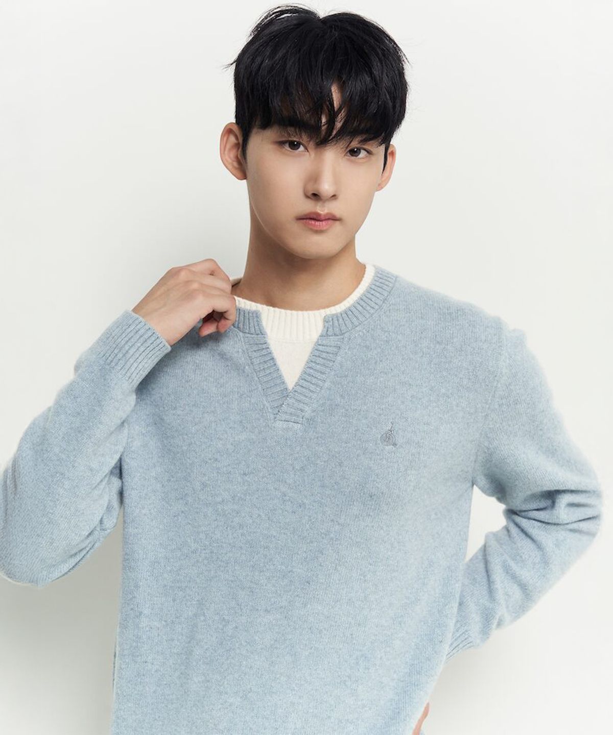 빈폴 멘(BEANPOLE MEN) 레이어드넥 니트  라이트 그린