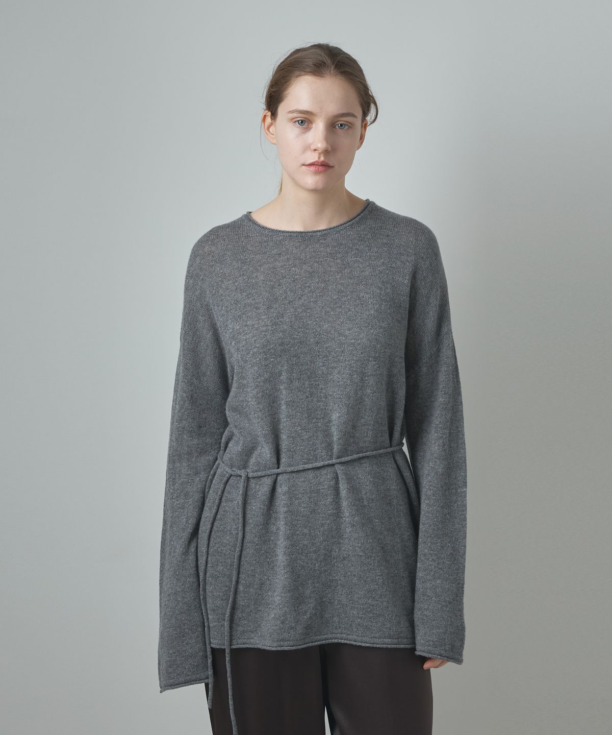 누토프(NUTOFFE) Belted Round Cashmere Knit_Gray