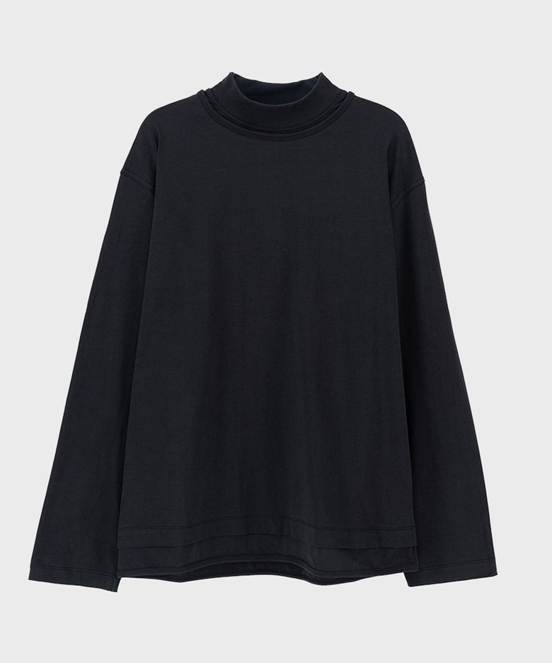BLACK LAYERD MOCK NECK TOP