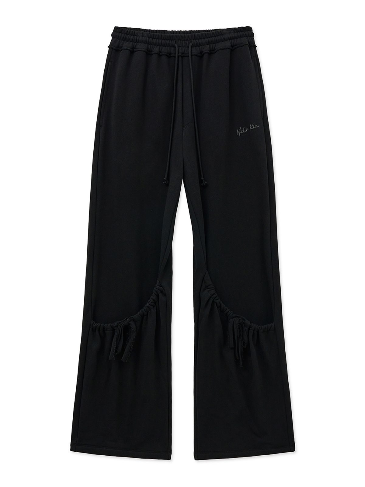 마뗑킴(MATIN KIM) DRAWSTRING POINT SWEATPANTS IN BLACK