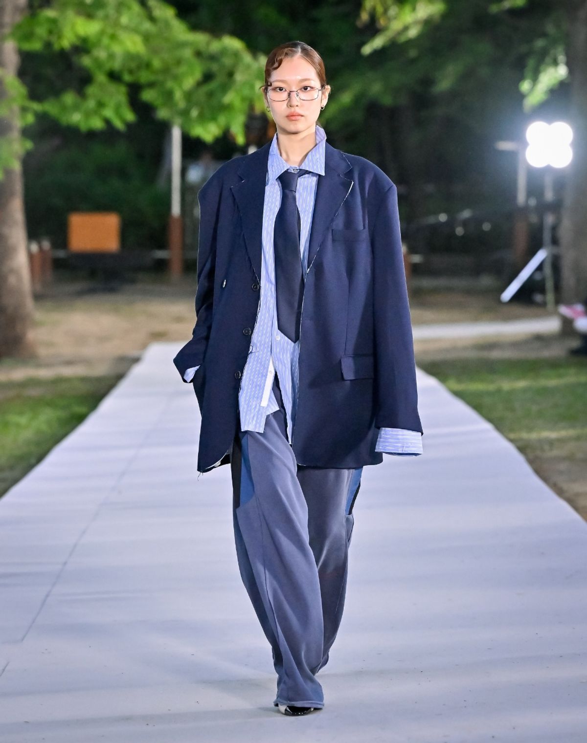 오디너리피플(ORDINARY PEOPLE) Re : Stripe Crest Deconstructed Shirt [BLUE]