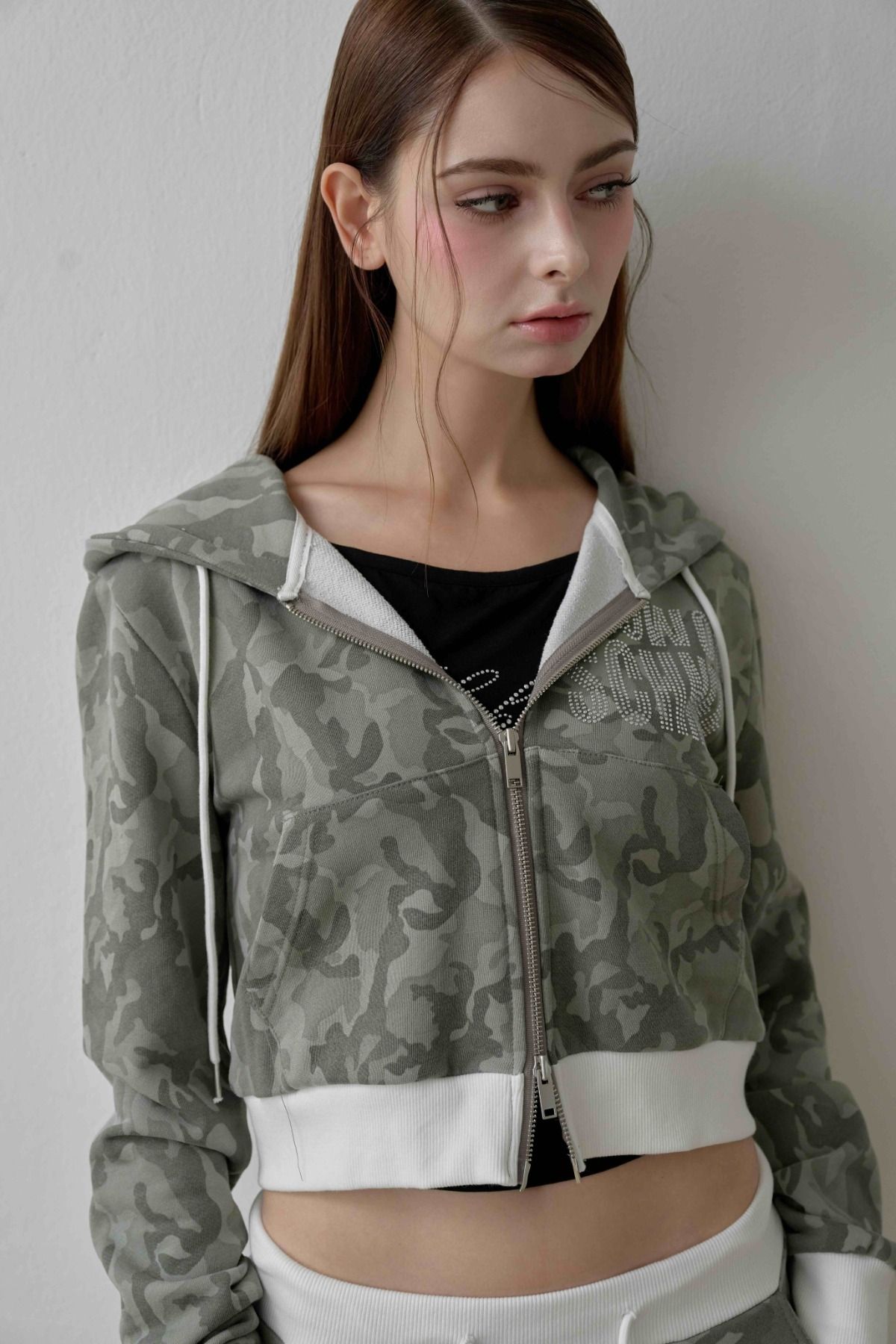 슈네(SCHNEE) BABY CAMO HOOD ZIP UP - KHAKI BEBE
