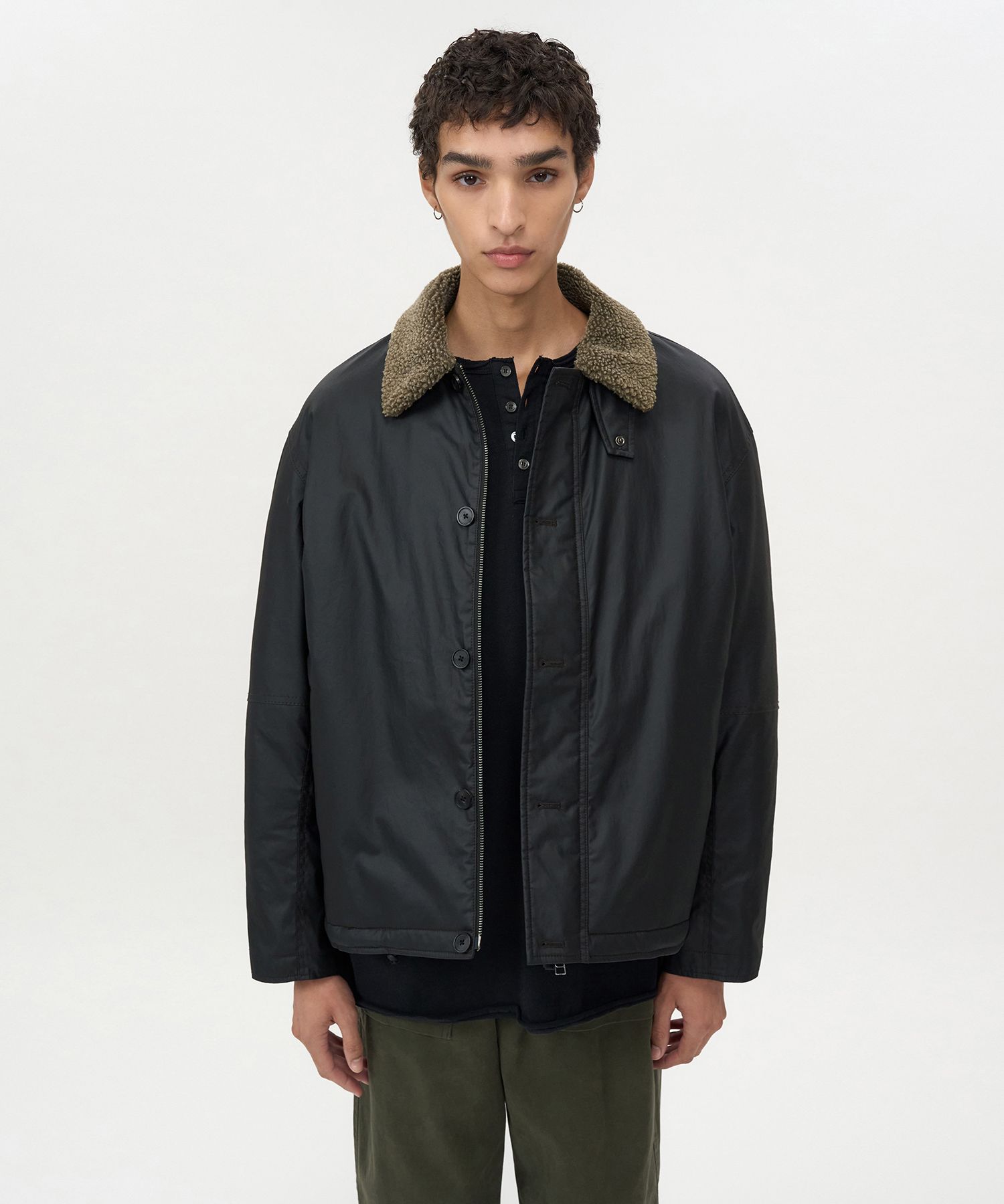 MUSINSA | INSILENCE Waxed Cotton Shearling Deck Jacket BLACK