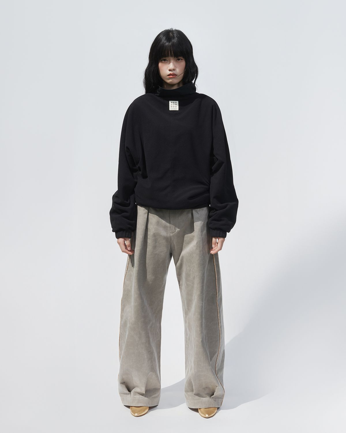 에키에타(EKIETA) Rally Pants in Pebble