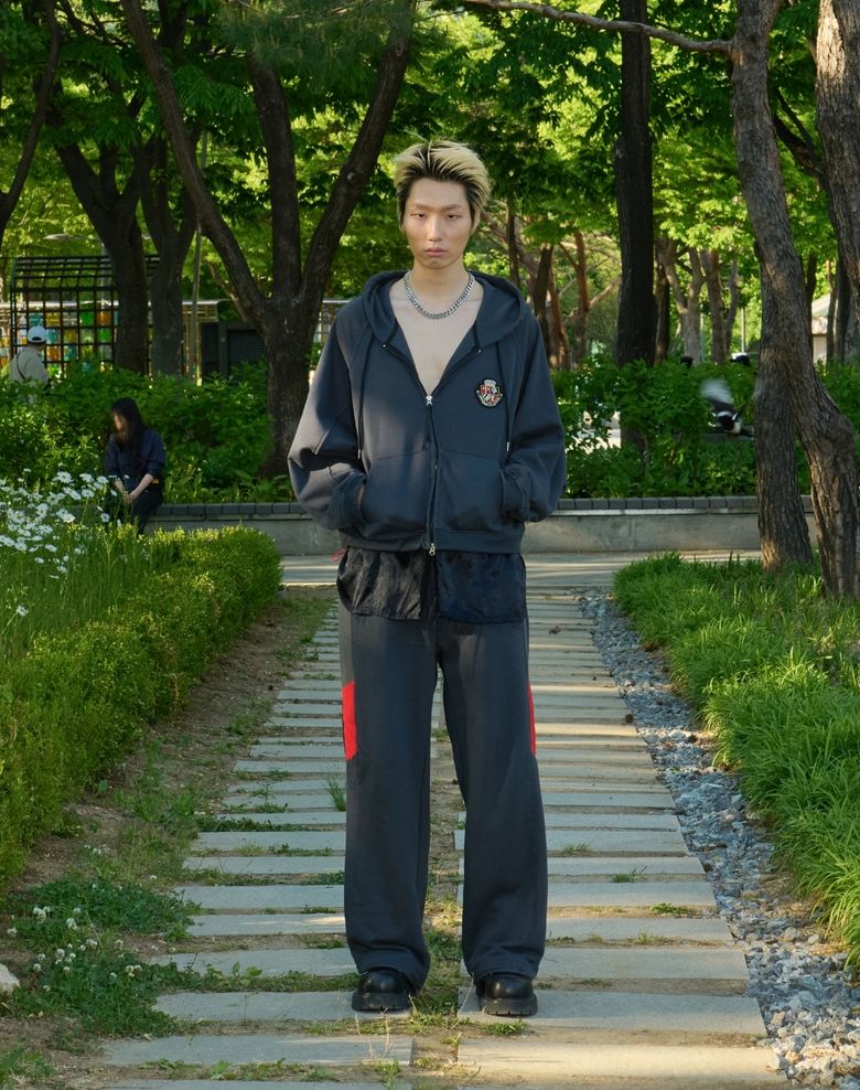 Re : Patchline Color Trackers Sweat Pants [Charcoal]
