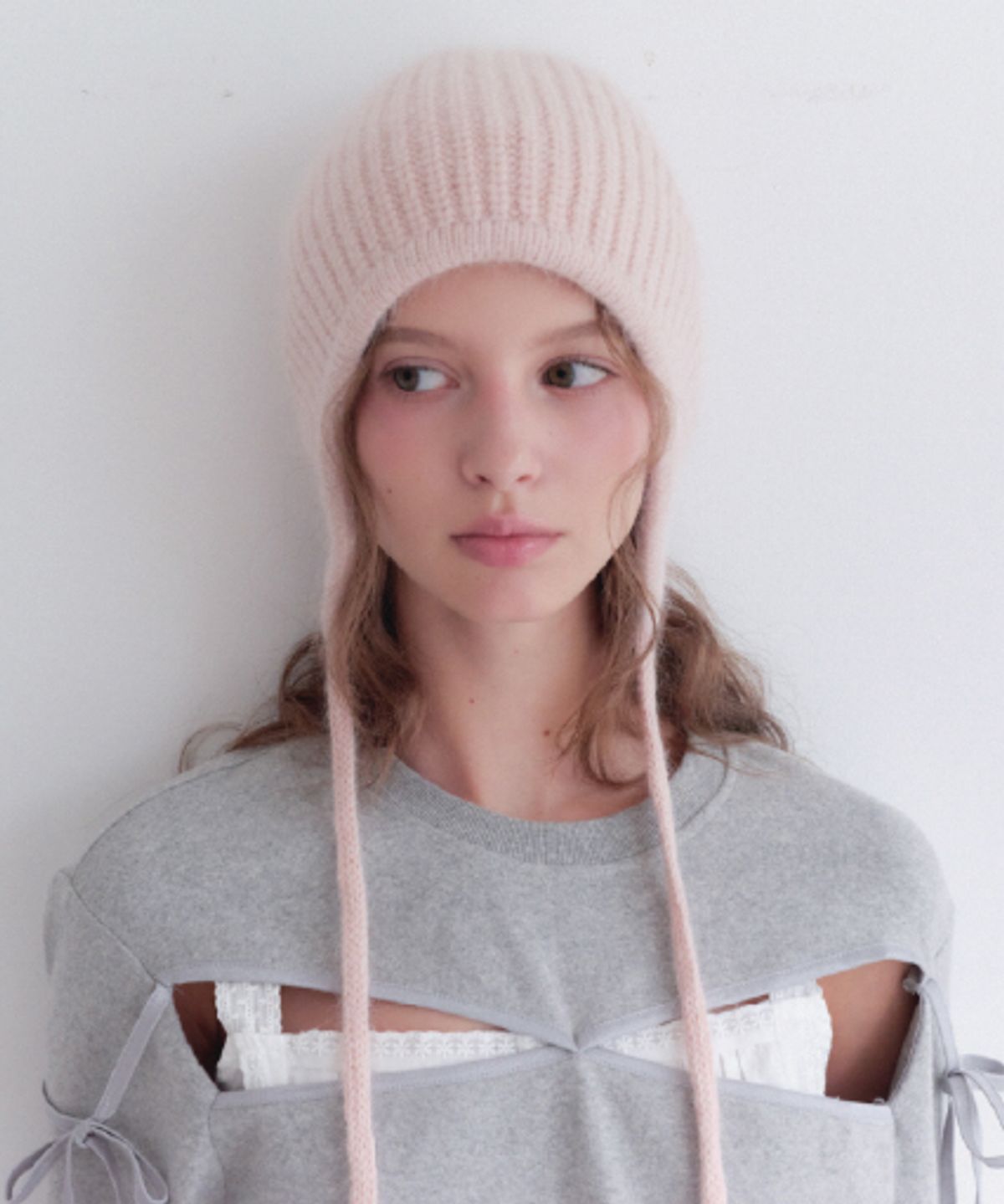 래니래니(RENNYRENNIE) ANGORA STRAP BONNET BEANIE - 앙고라 스트랩 비니 [ KITTEN PINK ]
