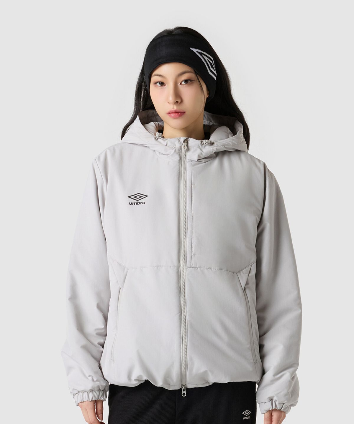 엄브로(UMBRO) 베이직 후드형 패딩 자켓 라이트 그레이 UQ421SPJO1
