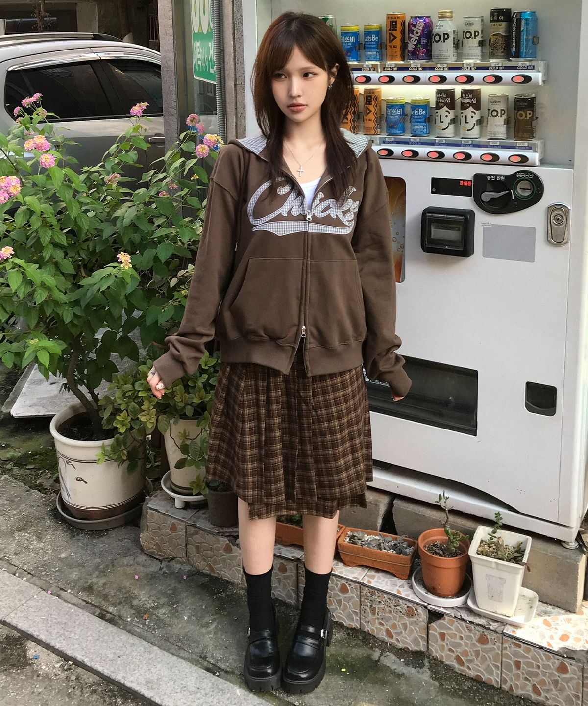 칙스(CHICKS) 스플릿 체크 레이어드 스커트 브라운