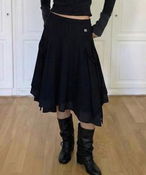 드롭아웃 포켓 레이어드 스커트 블랙