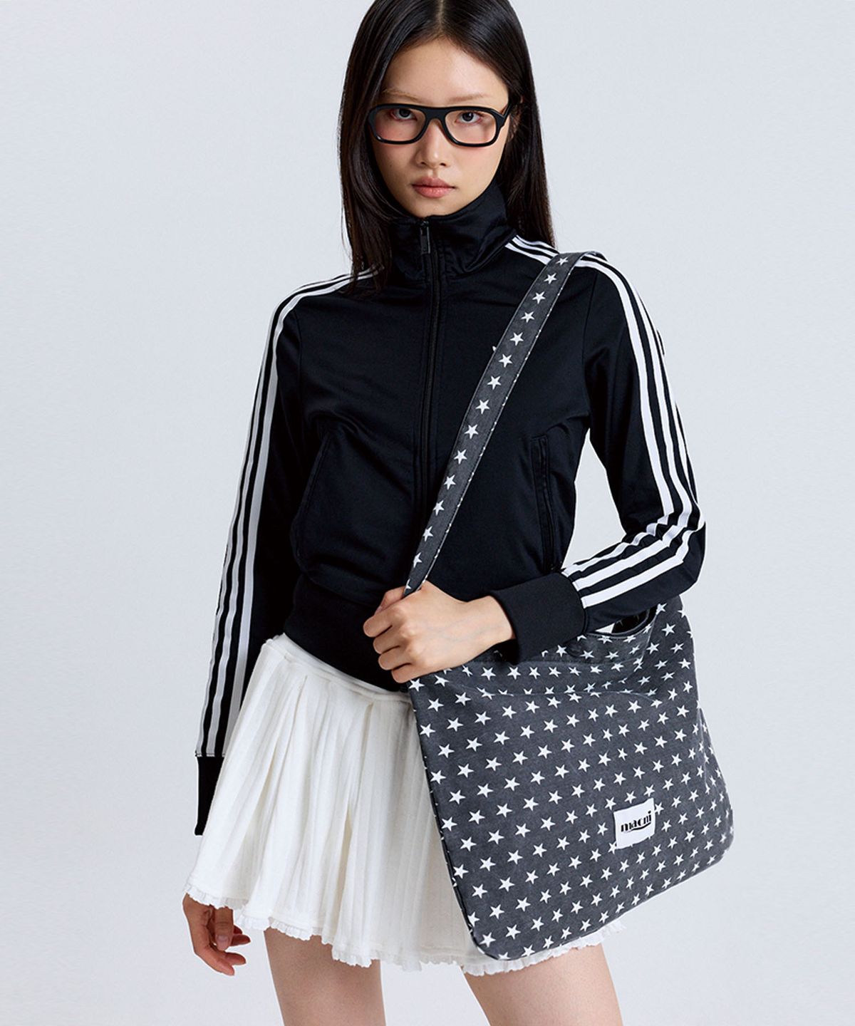 마크니(MACNI) STAR ECO CROSS BAG BLACK