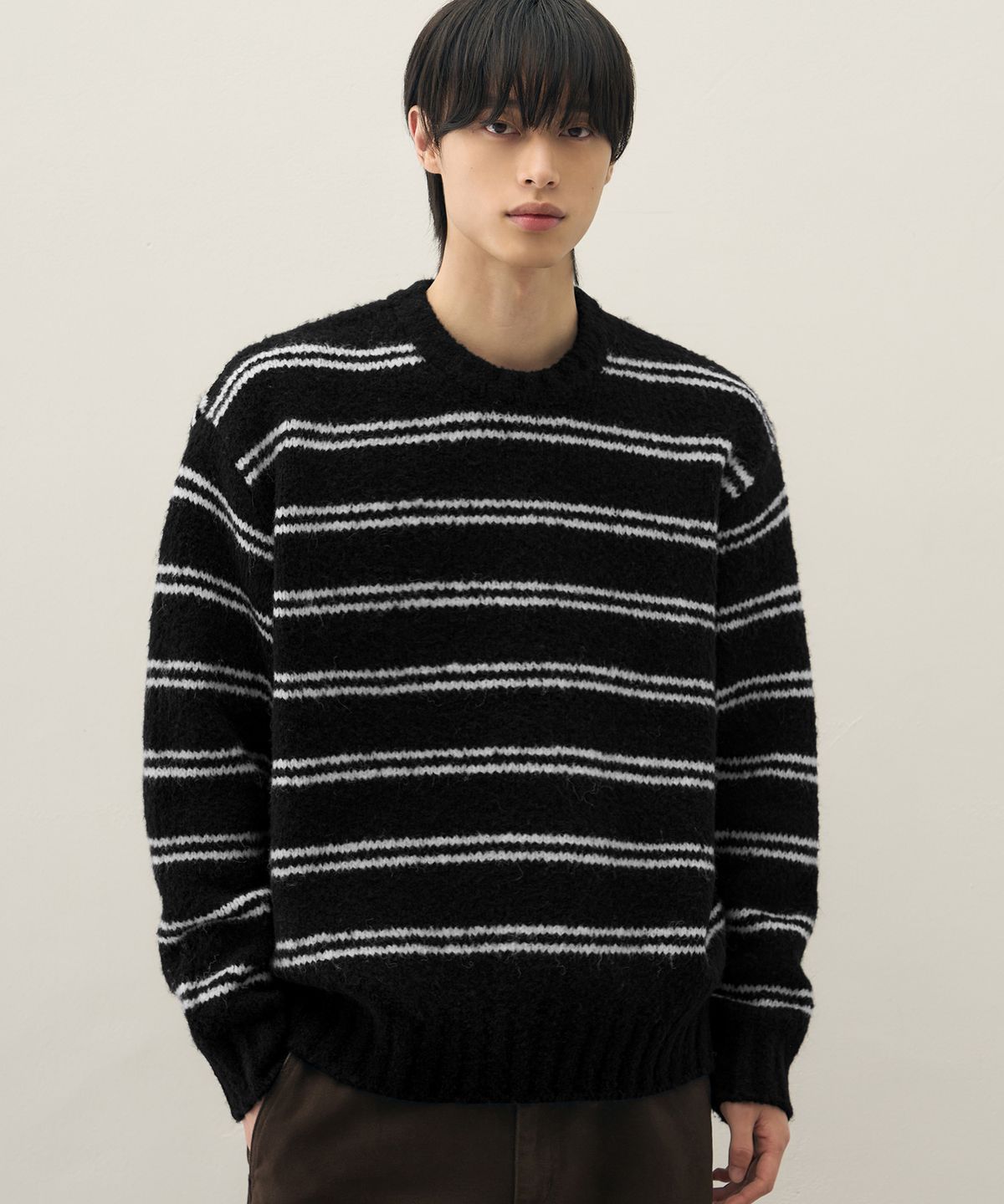 드로우핏(DRAW FIT) 울 헤어리 스트라이프 풀오버 니트 [BLACK]