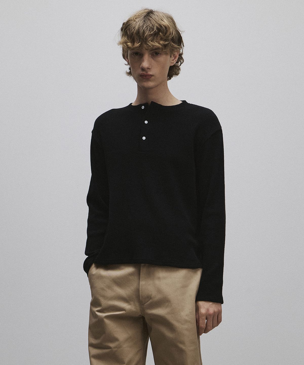 롤링스튜디오(ROLLINGSTUDIOS) WOOL HENLEY LONG SLEEVE BLACK