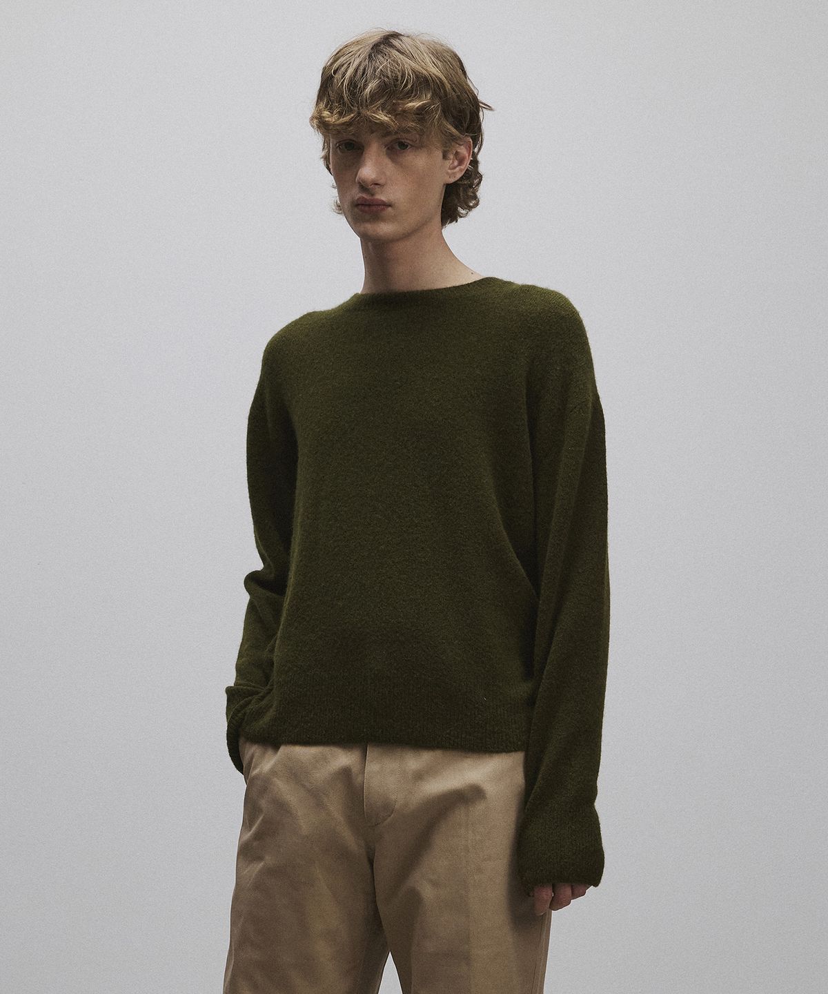 롤링스튜디오(ROLLINGSTUDIOS) YAK WOOL SWEATER DEEP OLIVE