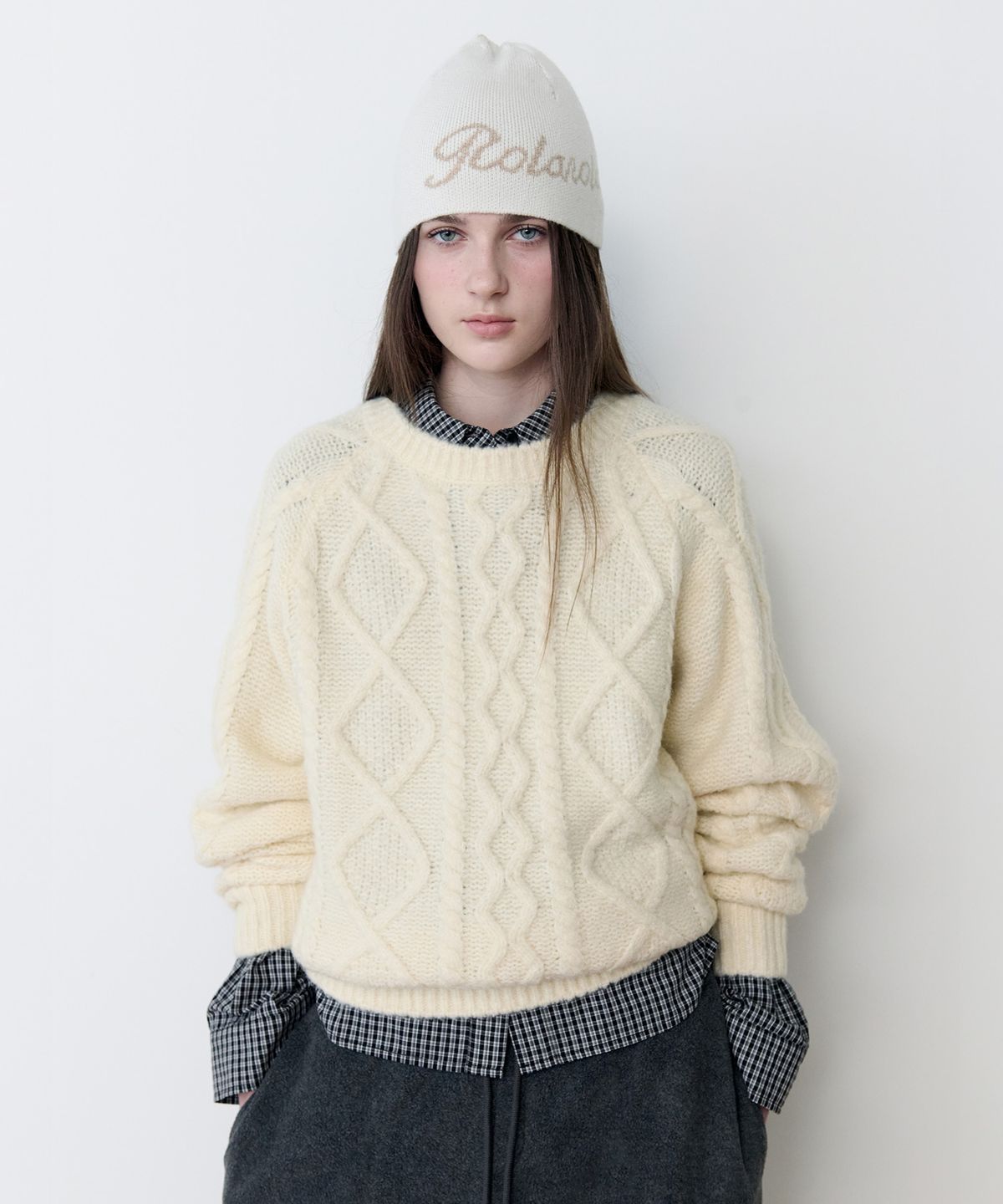 로라로라(ROLAROLA) MOHAIR LOOSE FIT CABLE KNIT IVORY