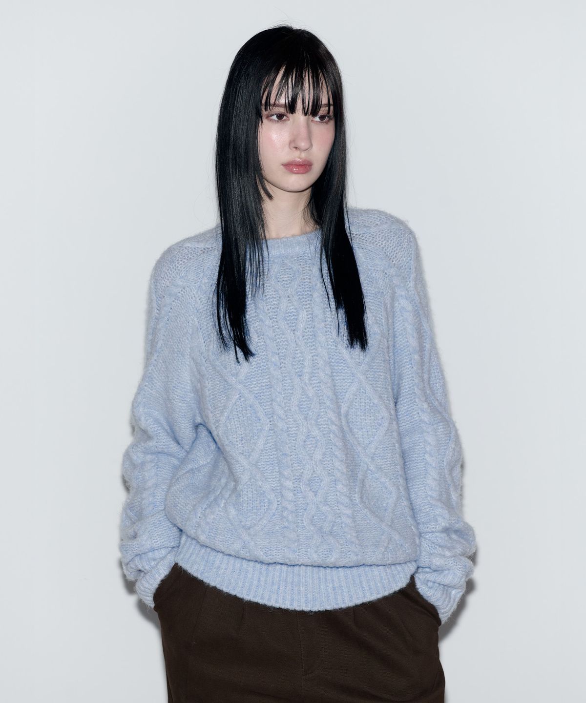 로라로라(ROLAROLA) MOHAIR LOOSE FIT CABLE KNIT LIGHT BLUE