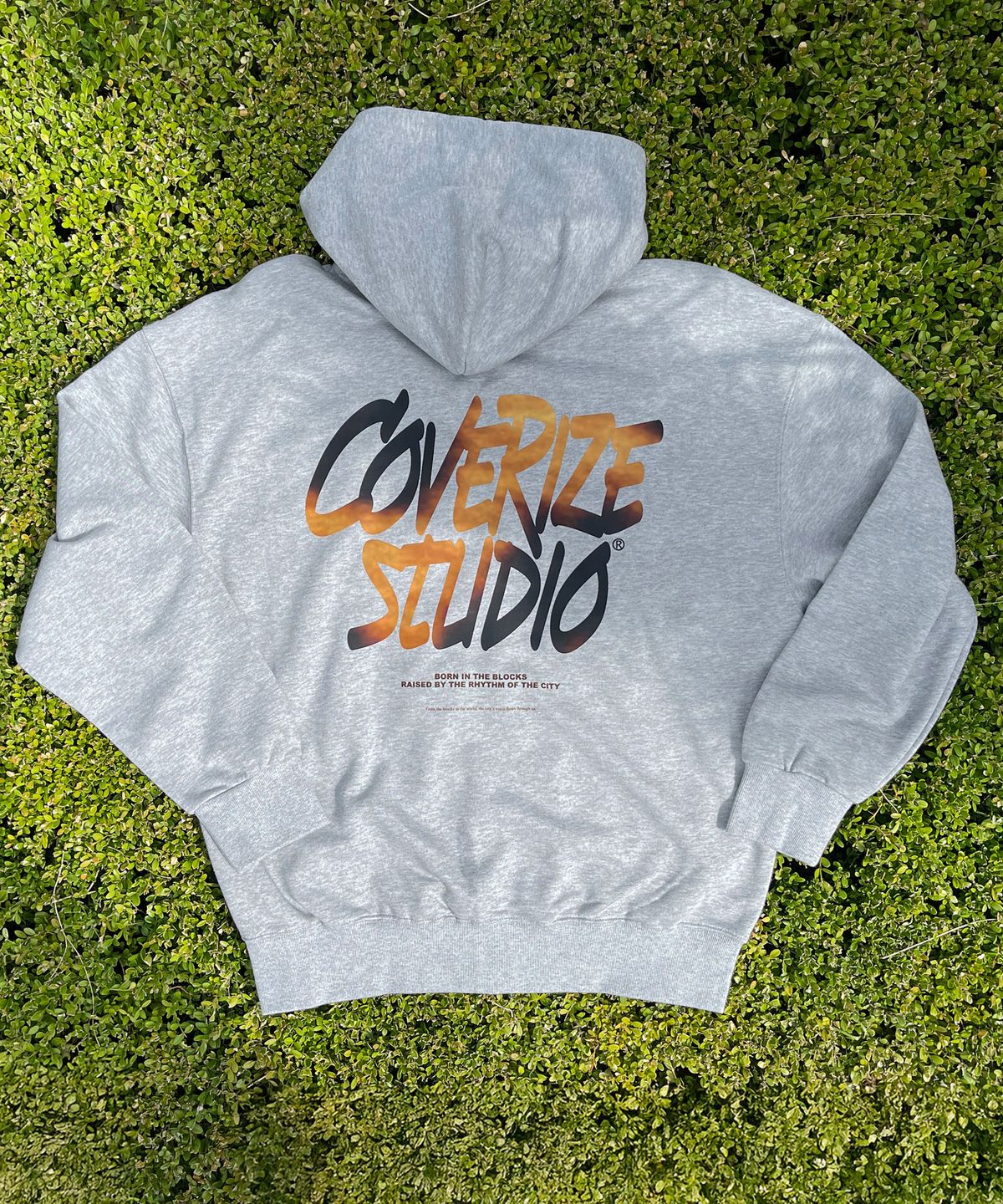커버라이즈(COVERIZE) COVERIZE STUDIO 로고  그래픽 후드티 (GRAY)