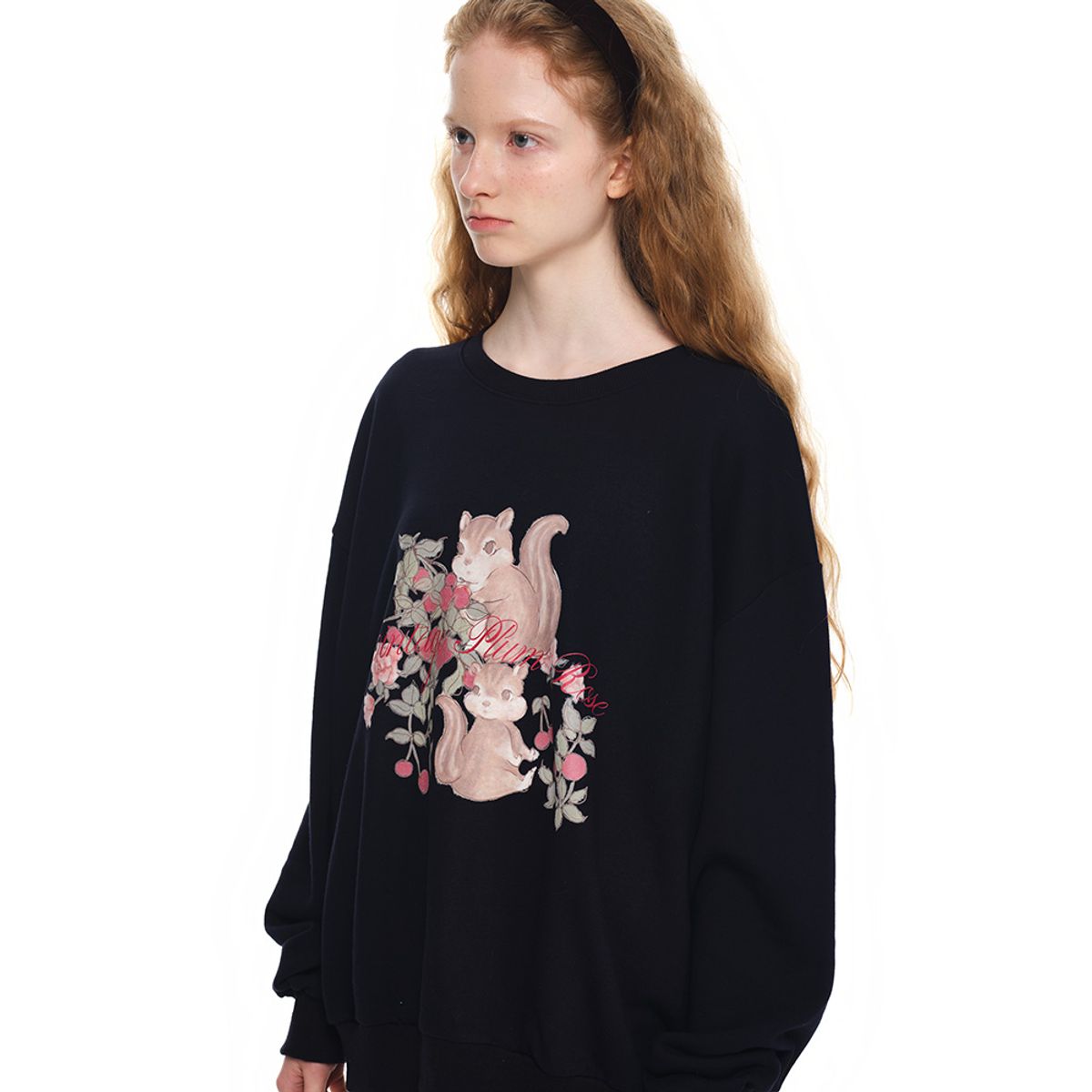 뮤즈무드(MUSEMOOD) vintage plum rose sweatshirt(맨투맨)