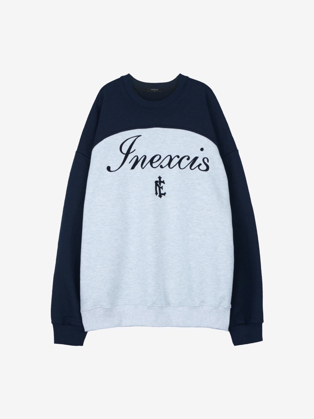 이넥시스(INEXCIS) 프래그먼트 로고 스웻셔츠 (Navy)