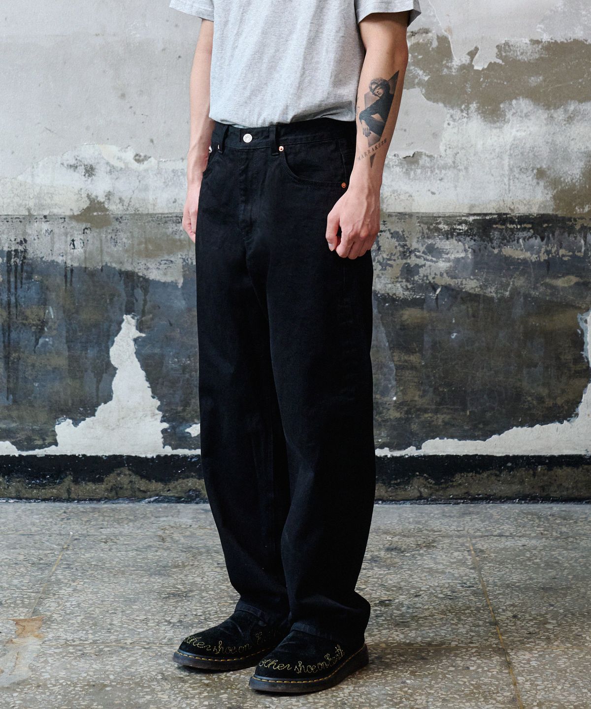 덴메이드(DENMADE) DEN1091 Selvedge Wide Fit (Jet Black)