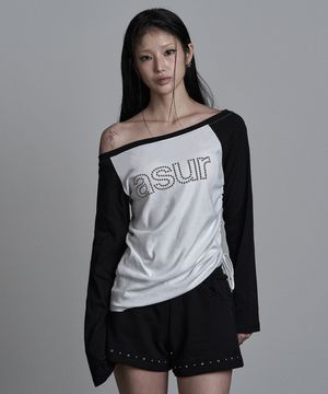 AU 보트넥 셔링 롱슬리브 화이트