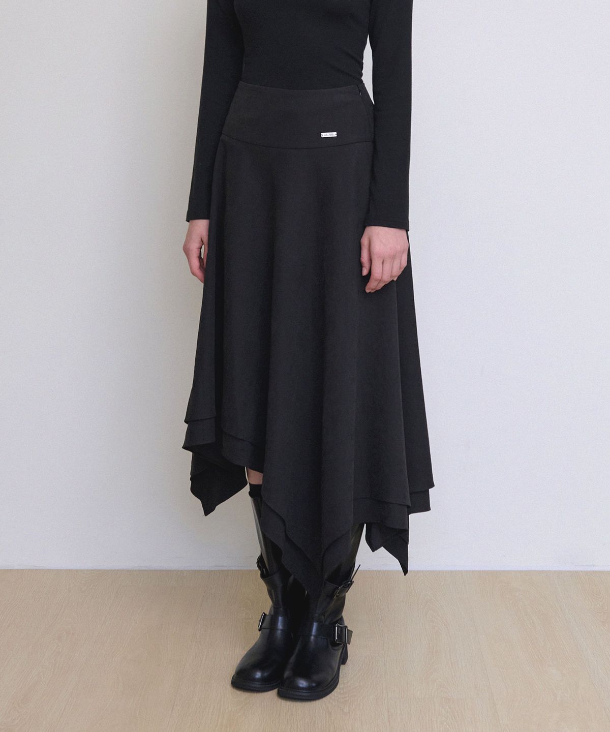 미케네(MICANE) 레오나 언발란스 스커트
