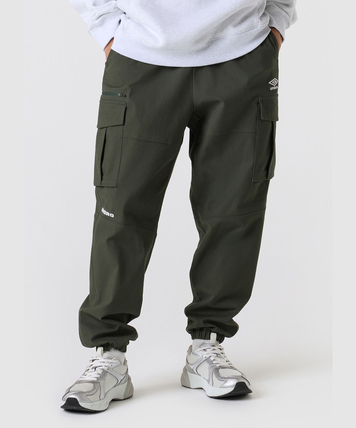 엄브로(UMBRO) 헤비 면트윌 카고 조거 팬츠 카키 UQ423CPTN1