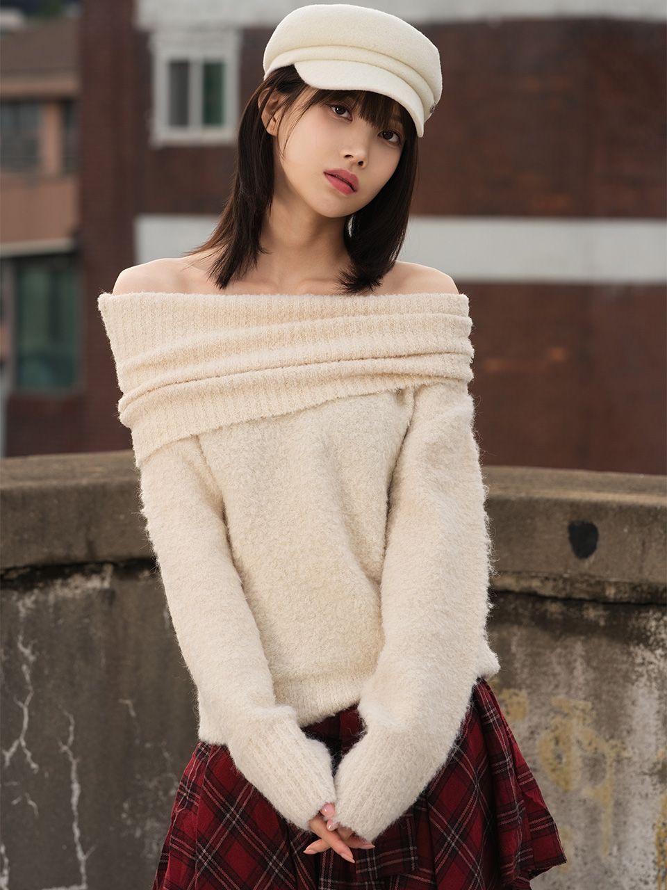 MUSINSA | THE GREEN LAB Off-shoulder boucle knit [Ivory]