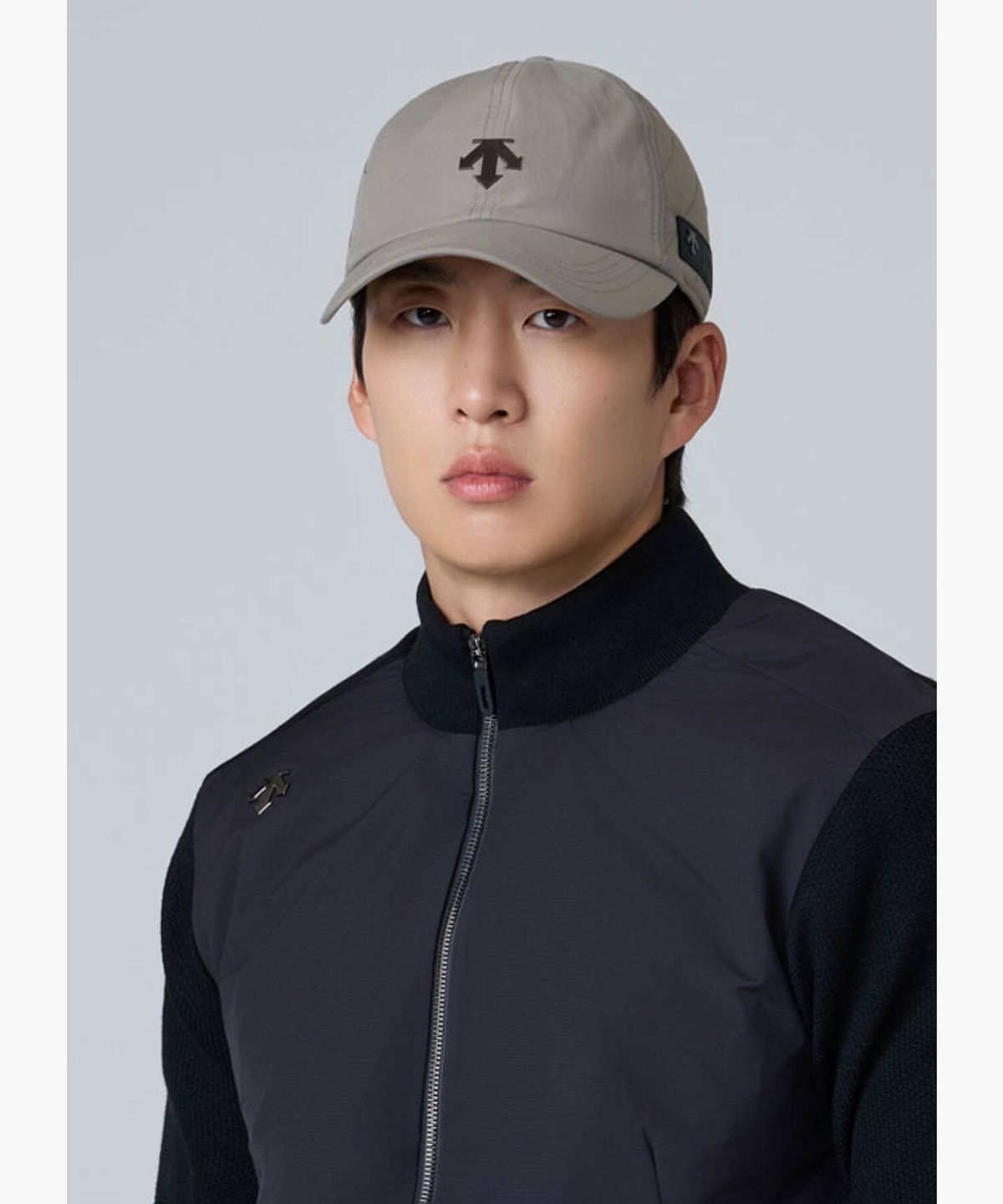 데상트 골프(DESCENTE GOLF) 남성 약패딩 이어워머 탈부착 볼캡  DQ42MFCPO8