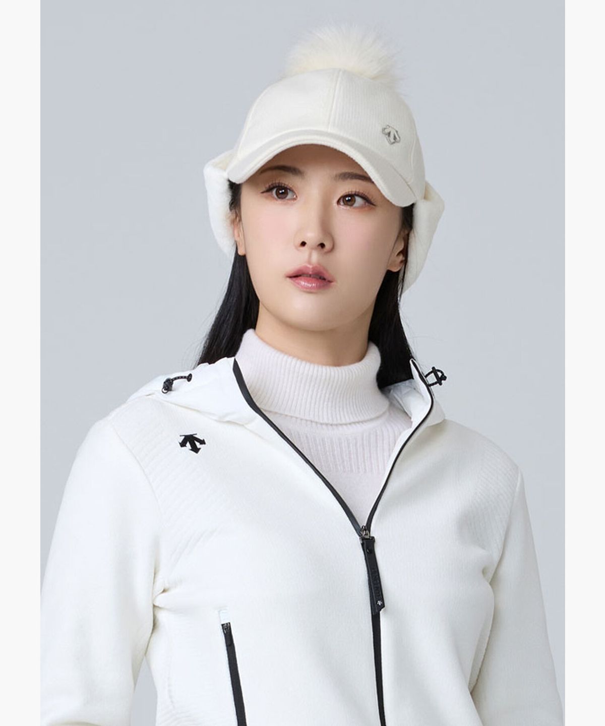 데상트골프(DESCENTE GOLF) 여성 귀달이 방한캡  DQ42WFCPO1