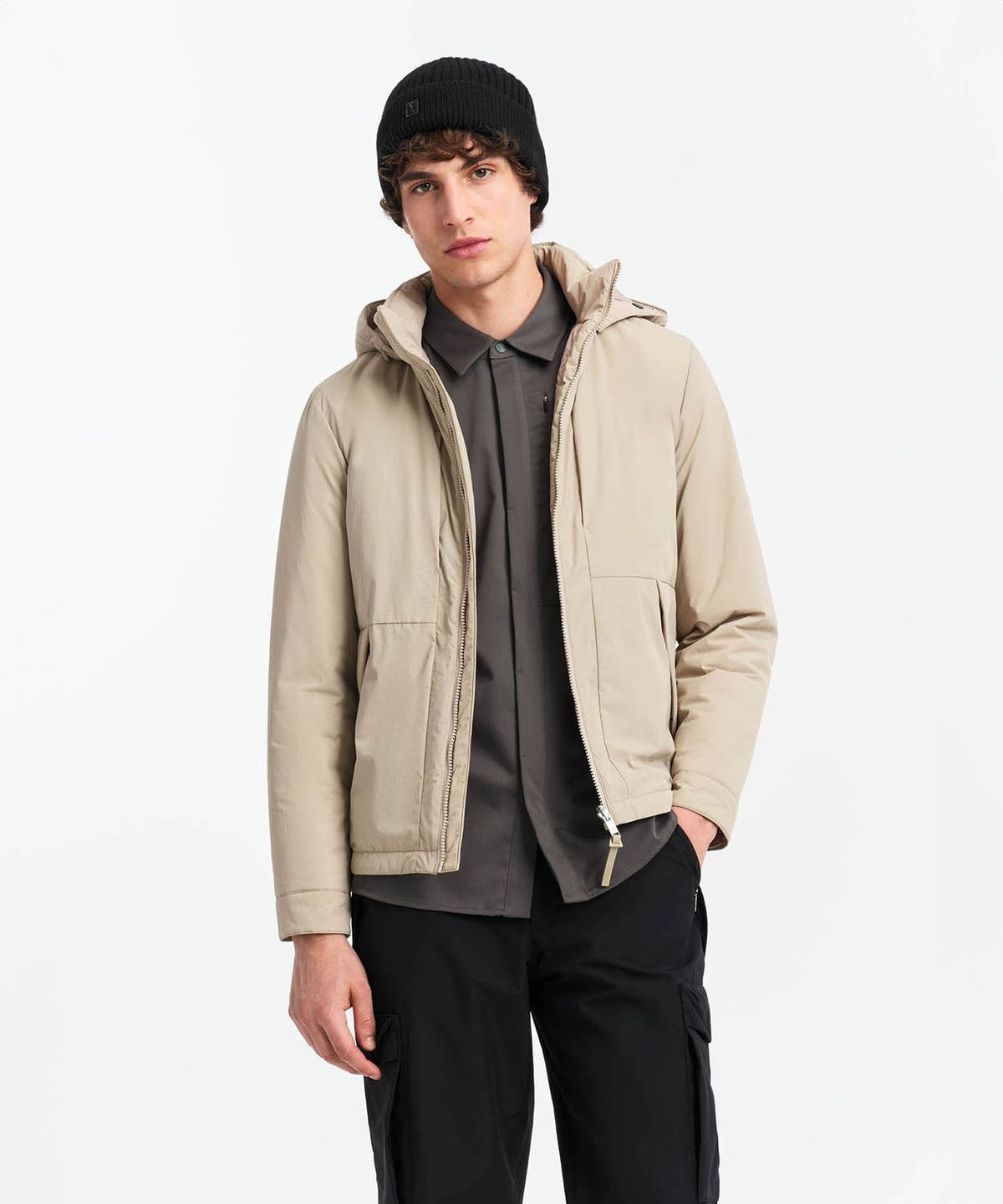 에이글(Aigle) 남성 워터프루프 패딩 자켓 AAW25MOUI005CAS