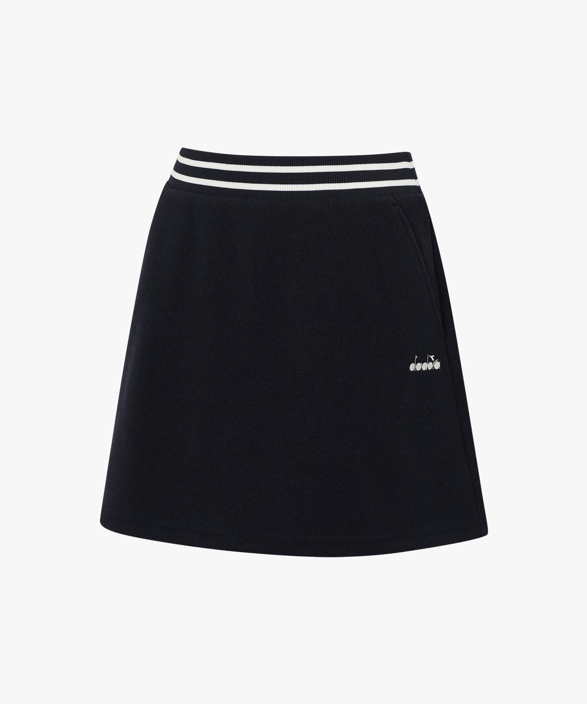 디아도라(diadora) 브러쉬드 코지 스커트 NAVY