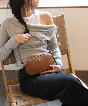 스웨이드 스퀘어 숄더백 - 브라운