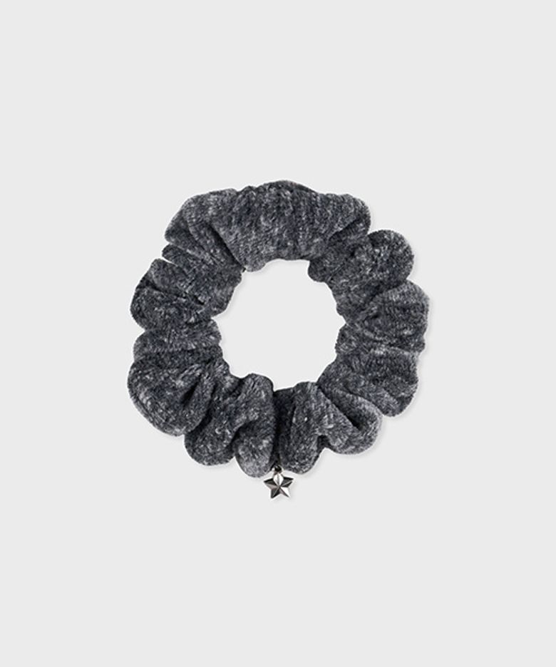 mini charm hair scrunchie dark grey star