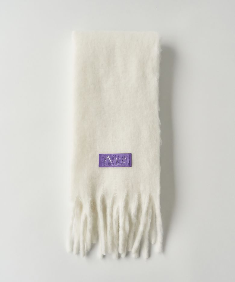 Boucle Oversize Brush Bold Muffler_WHITE