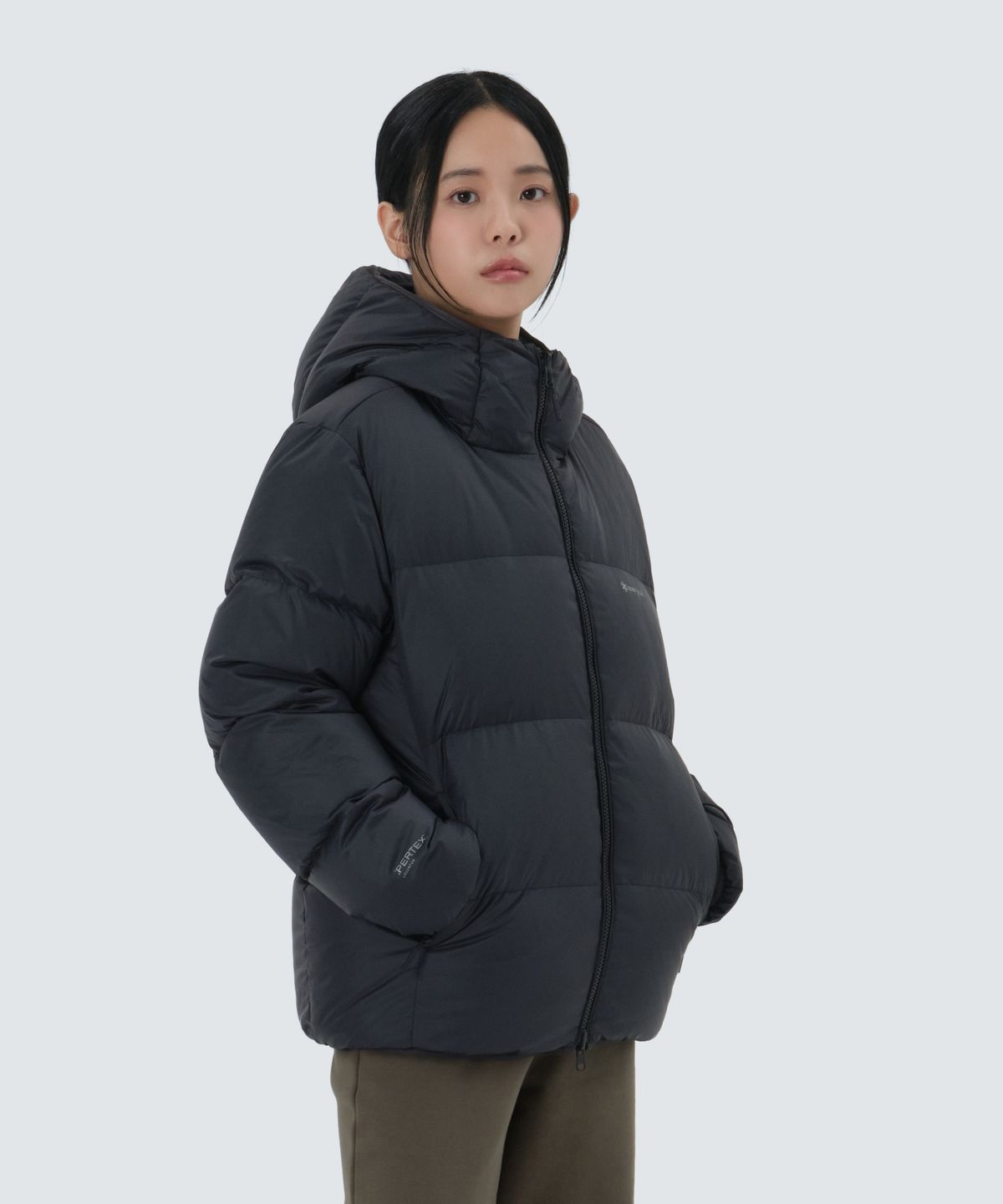 스노우피크 어패럴(SNOWPEAK APPAREL) 에어노바 퍼텍스 리버시블 후드 헤비 다운 자켓 (S25WUPDJ14) Black
