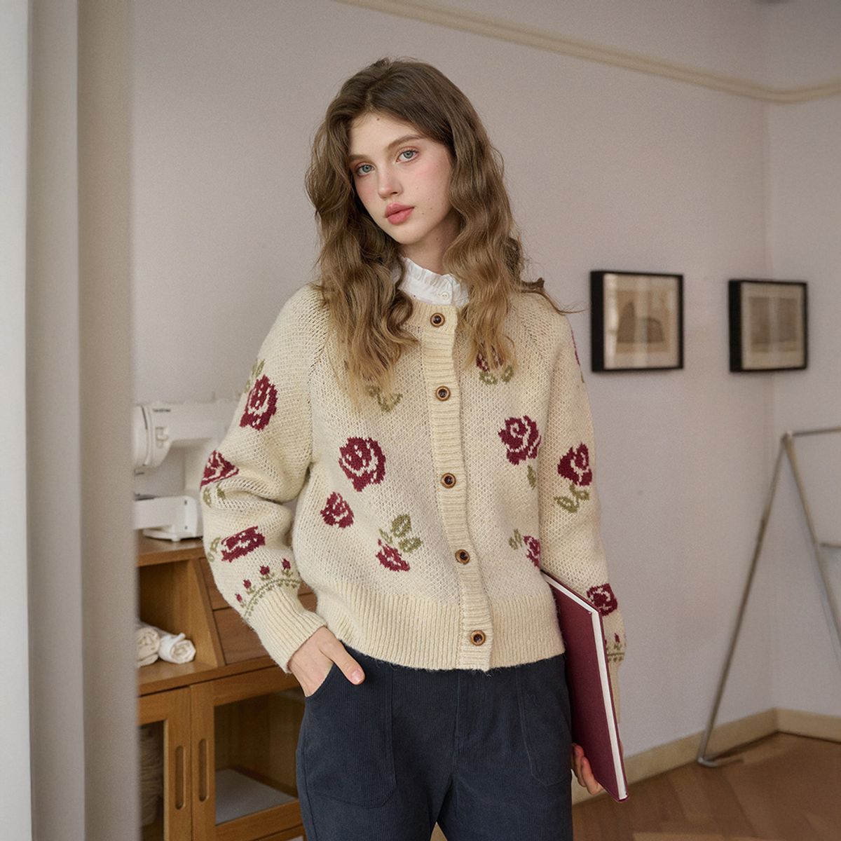심플레트로(SIMPLE RETRO) SR_Rose jacquard knitted cardigan_2color