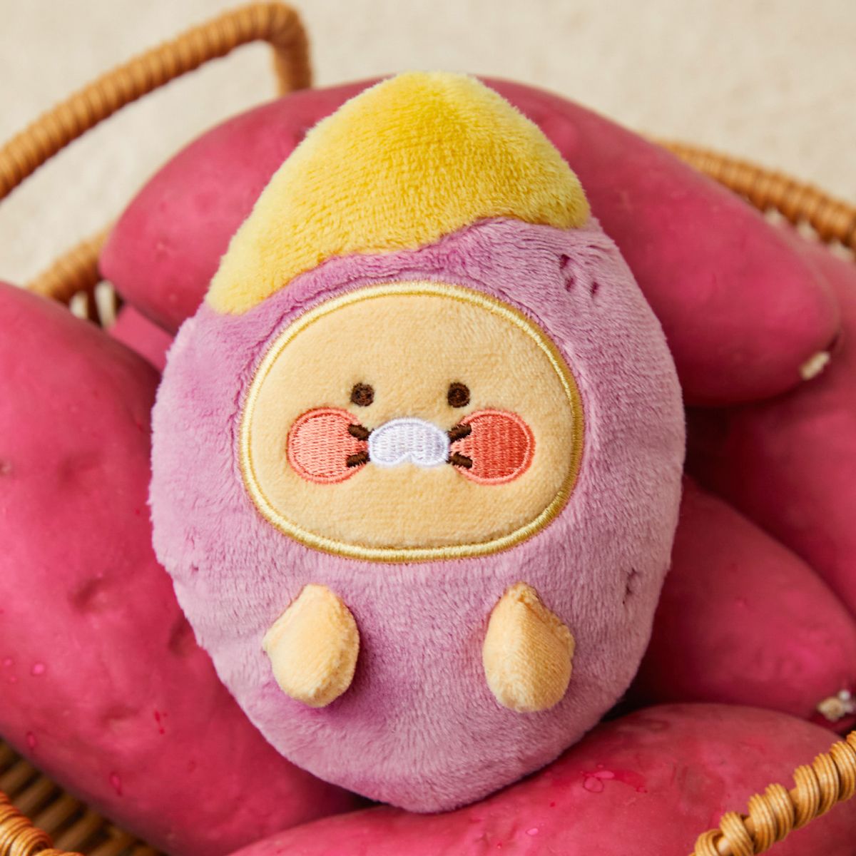 카카오프렌즈(KAKAO FRIENDS) 시골집 고구마 핫팩 인형_춘식이