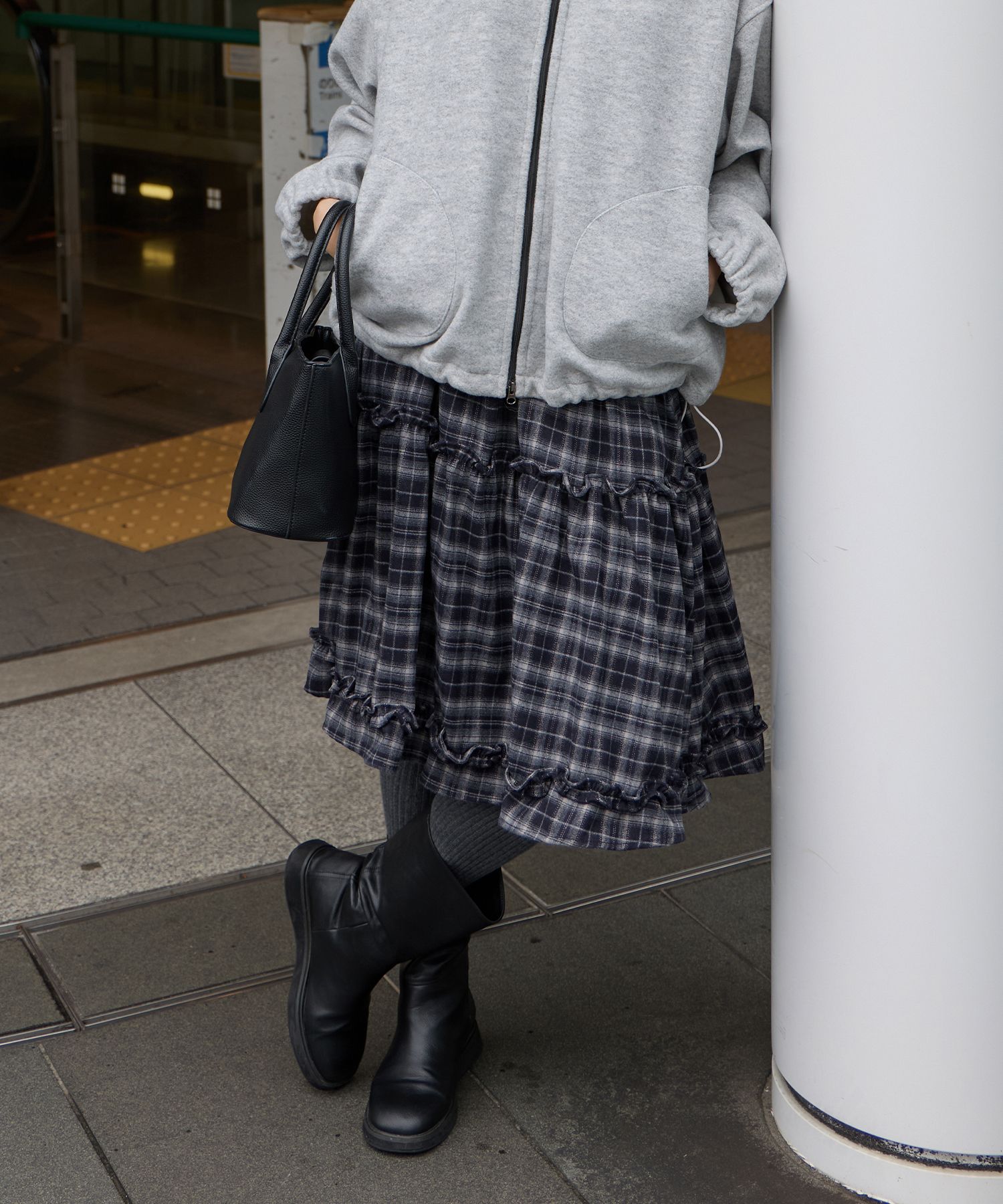 ミディ膝丈スカート特集 - 韓国人気ファッション通販 | MUSINSA日本