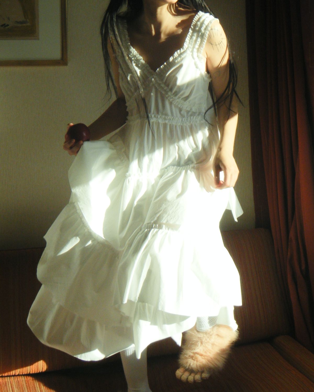 로액슈얼(LO AXUAL) CHEST FRILL LONG DRESS_OFF WHITE