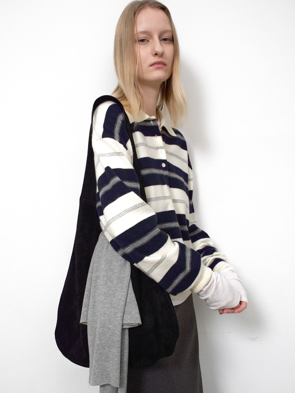 아틀리에 나인(ATELIER NAIN) LOOSE FIT STRIPED POLO KNIT(T-7150)