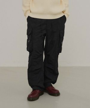 파라슈트 팬츠_BLACK