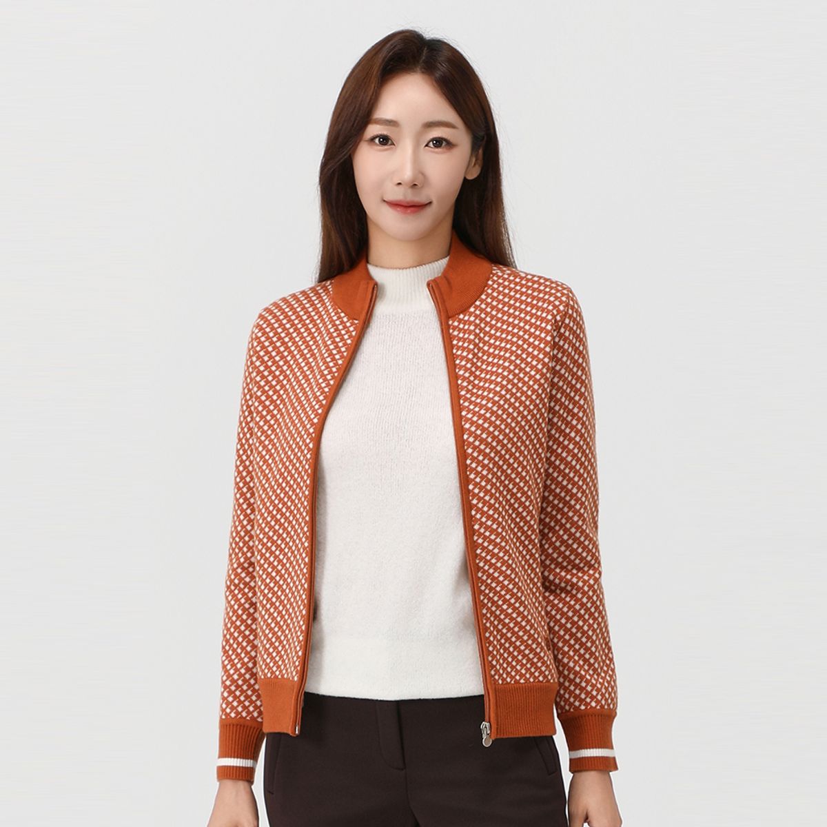 피에이티(PAT) 기하학 밍크 자카드 가디건_1J83795