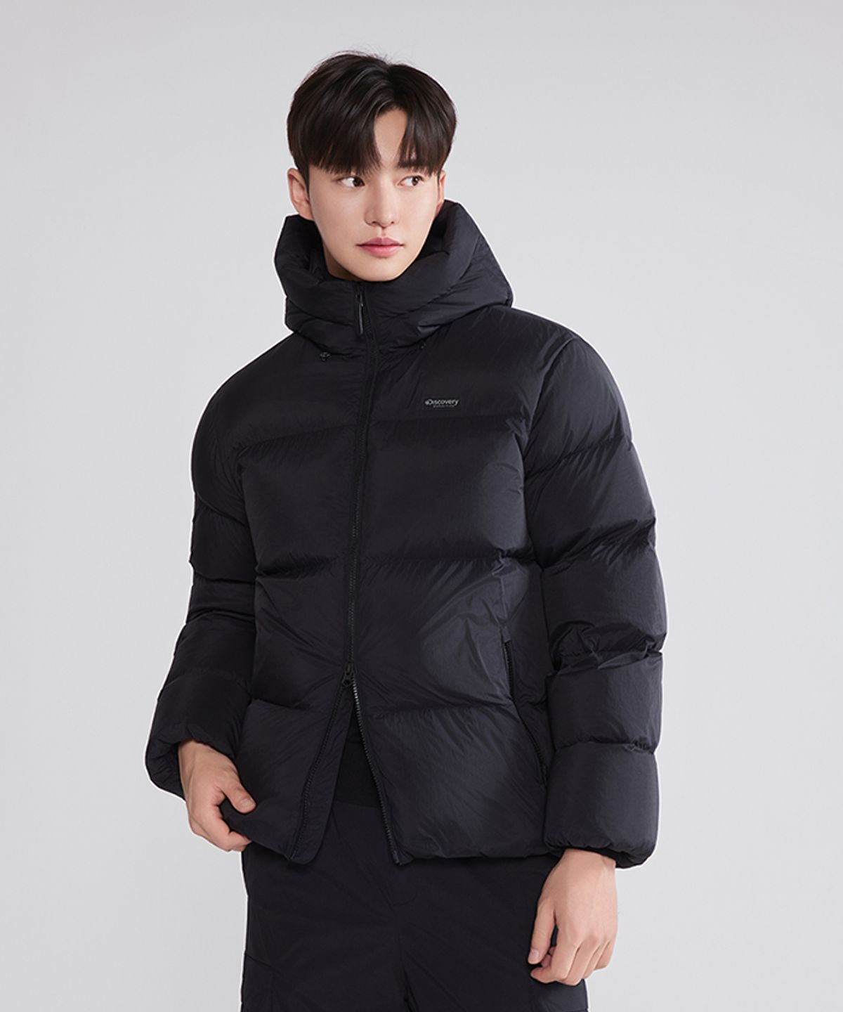 디스커버리 익스페디션(DISCOVERY EXPEDITION) 남성 올튼 다운 숏패딩 (L/BLACK)