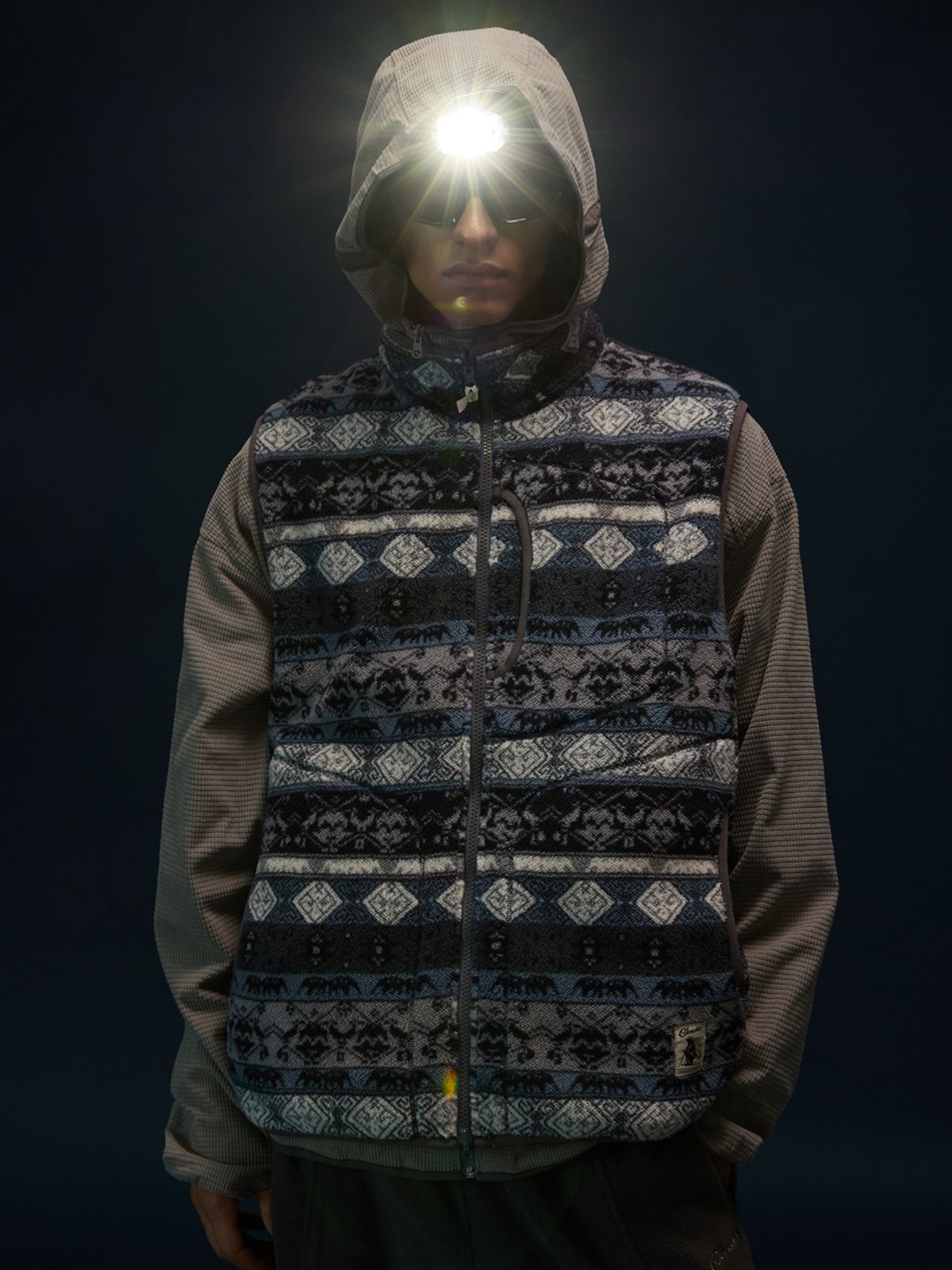 코브마스터(COBMASTER) REVERSIBLE SHERPA VEST [BLUE]