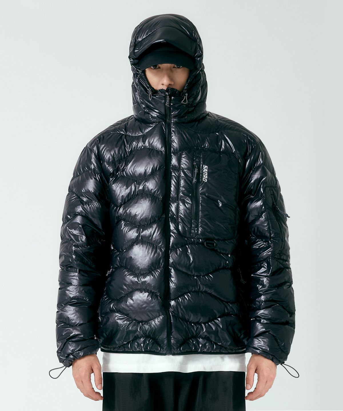 산로(SANRO) [UNISEX] 라이트다운 패딩 자켓 - 글로시 블랙