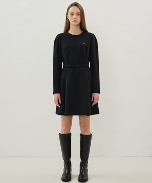 라운드넥 울혼방 플레어 원피스 OW5WOA280