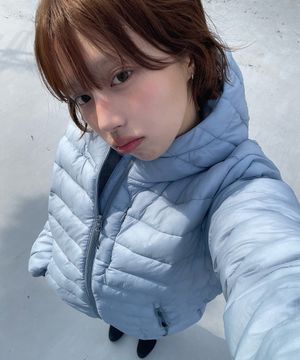 경량 후드 패딩_스카이블루