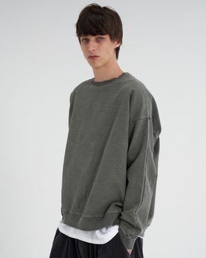 피그워싱 배색 맨투맨 차콜