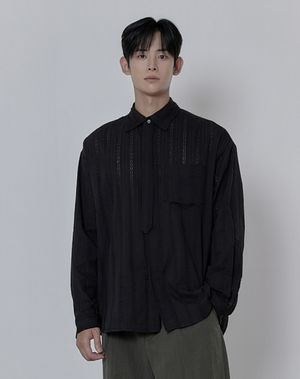 레이스 펀칭 니트 셔츠 _ 블랙 (타이 탈부착 가능)