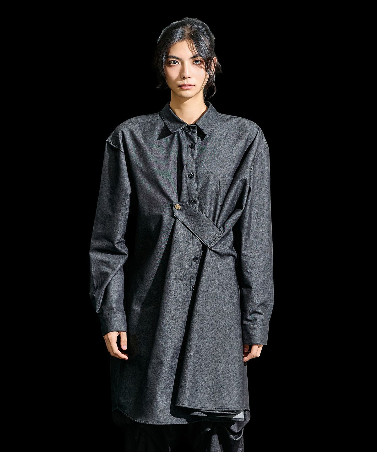레큘리(RECULER) Draping Basic long Shirts  Like denim  Black